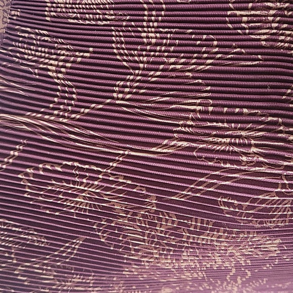 Evereve‎ Hazel Burgundy Scoop Neck Sleeveless Pleated Dress Women Sz Medium - Picture 10 of 15